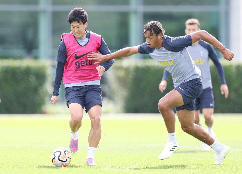 赛季初期的 赛季初期的